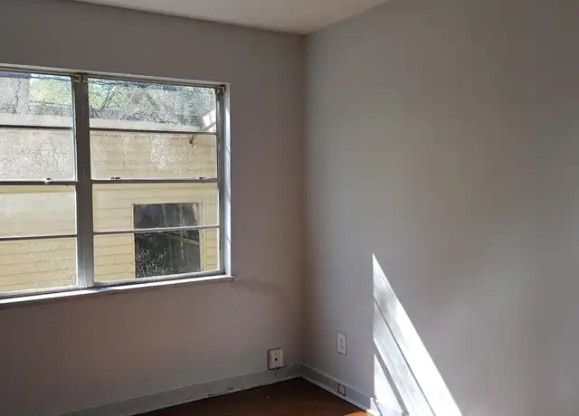 Property at 1607 Maria Dr, Jackson, MS, 39204, 3 beds, 1.5 baths, [object Object]
