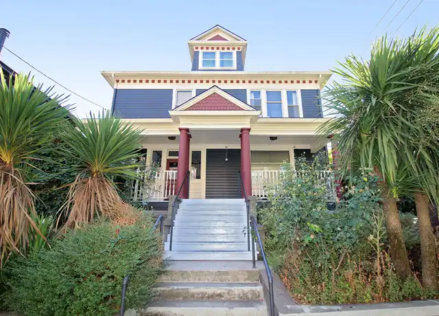 Property at Eden On Everett - 1634 NW Everett St, Portland, OR, 97209, 2 beds, 1 bath, [object Object]