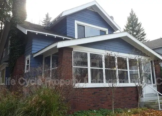Property at 556 Leonard St NE Unit 2, Grand Rapids, MI, 49503, 2 beds, 1 bath, [object Object]