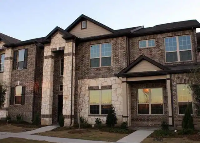 Property at 1963 Loma Linda Dr, Irving, TX, 75063, 3 beds, 2.5 baths, [object Object]