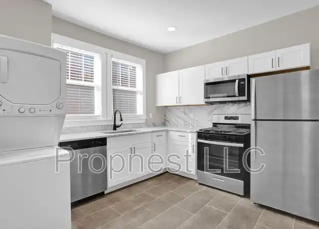 Property at 1355 Linden Ave Unit 4, Memphis, TN, 38104, 2 beds, 2 baths, [object Object]