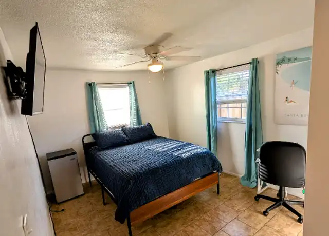Property at 411 Marjon Ave, Dunedin, FL, 34698, 1 bed, 1 bath, [object Object]