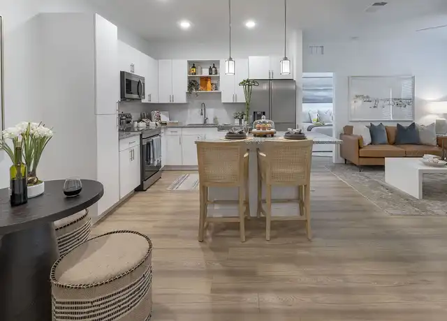 Property at The Retreat at Sunset Walk - 8050 Fins Up Cir, Kissimmee, FL, 34747, 1 bed, 1 bath, [object Object]