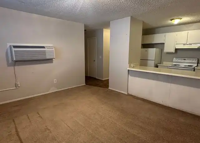 Property at 2101 S Jackson St Unit 104, Amarillo, TX, 79109, 1 bed, 1 bath, [object Object]