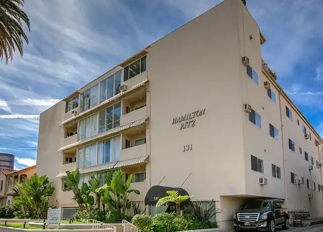 Property at Hamilton Ritz - 131 N Hamilton Dr, Beverly Hills, CA, 90211, 0-1 beds, 1 bath, [object Object]
