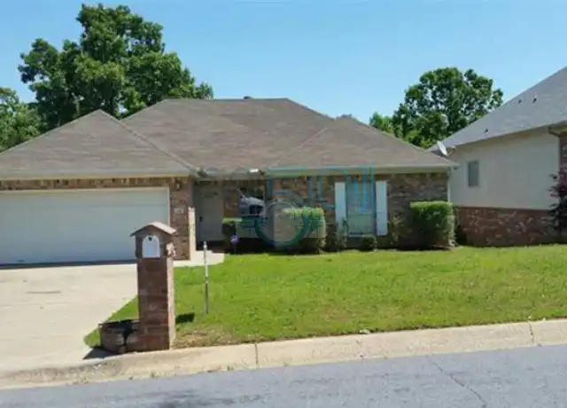 Property at 24 Zircon Dr, Maumelle, AR, 72113, 3 beds, 2 baths, [object Object]