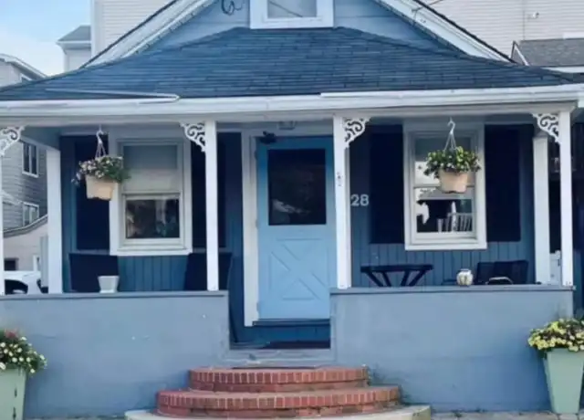 Property at 28 40th St, Sea Isle City, NJ, 08243, 2 beds, 2 baths, [object Object]