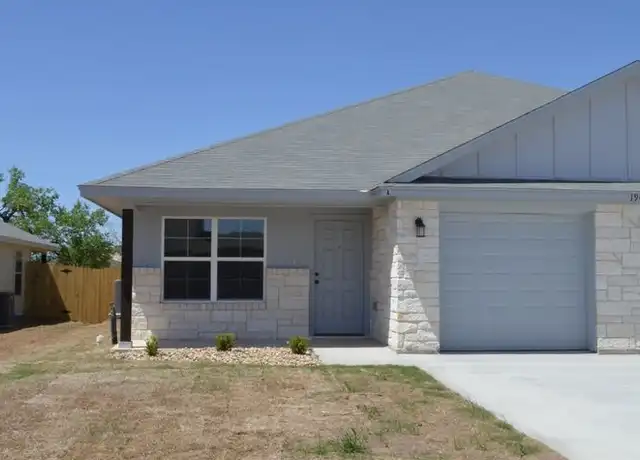 Property at 1902 Castroville Trl Unit A 1902, Copperas Cove, TX, 76522, 3 beds, 2 baths, [object Object]