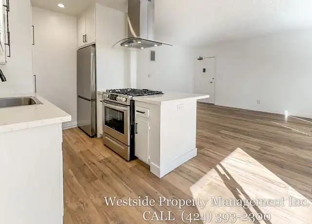 Property at 4051 McLaughlin Ave Unit 8, Los Angeles, CA, 90066, 2 beds, 1 bath, [object Object]