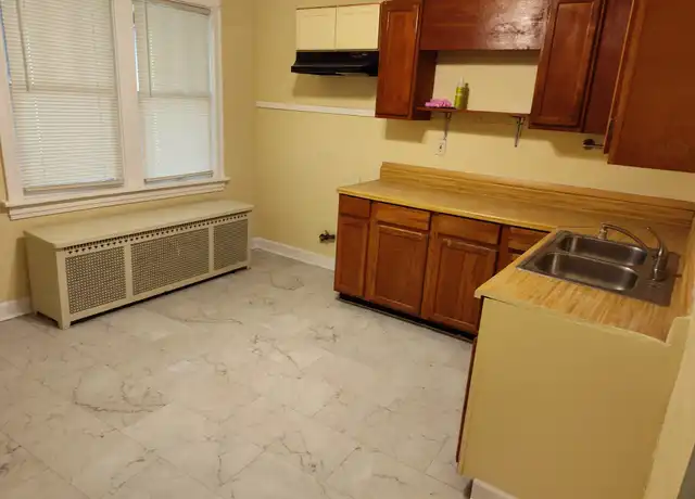 Property at 5424 S Seeley Ave #1, Chicago, IL, 60609, 2 beds, 1 bath, [object Object]