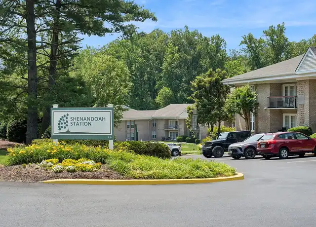 Property at Shenandoah Station - 19330 Belleau Wood Dr, Triangle, VA, 22172, 1-2 bed, 1-2 bath, [object Object]