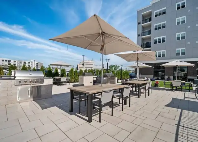 Property at 226 W Fort Lee Rd Unit 3-2, Bogota, NJ, 07603, 2 beds, 2 baths, [object Object]