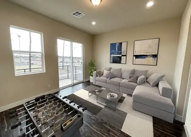 Property at Stone View on Horne - 150 S Horne, Mesa, AZ, 85204, 4 beds, 3.5 baths, [object Object]