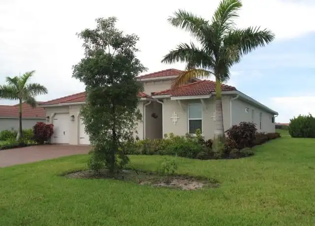 Property at 18698 Royal Hammock Blvd, Naples, FL, 34114, 3 beds, 2.5 baths, [object Object]