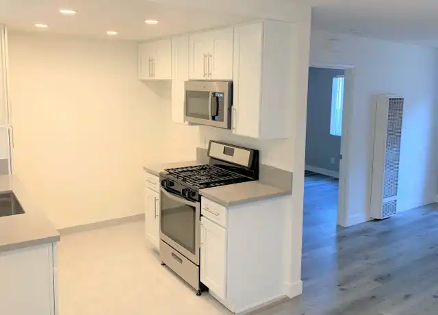 Property at 1224 S Kenmore Ave Unit 9, Los Angeles, CA, 90006, 1 bed, 1 bath, [object Object]