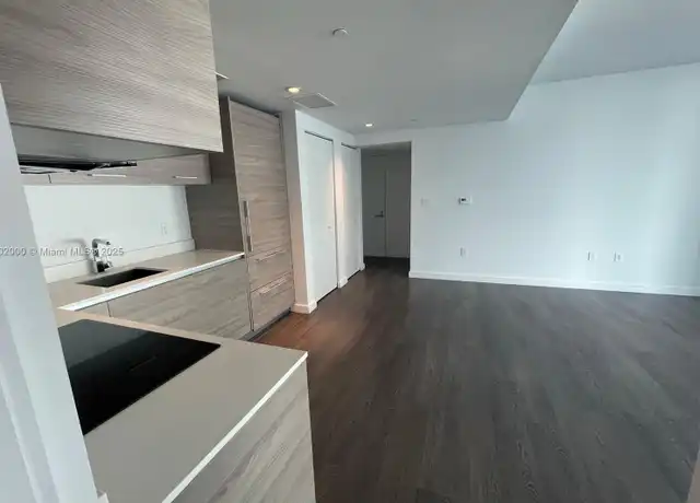 Property at 1300 S Miami Ave #1107, Miami, FL, 33130, 1 bed, 1 bath, [object Object]