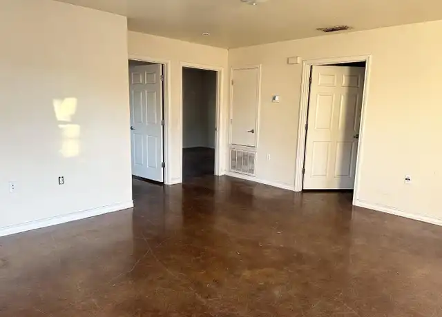 Property at 201 Edwards St, Corpus Christi, TX, 78404, 2 beds, 1 bath, [object Object]