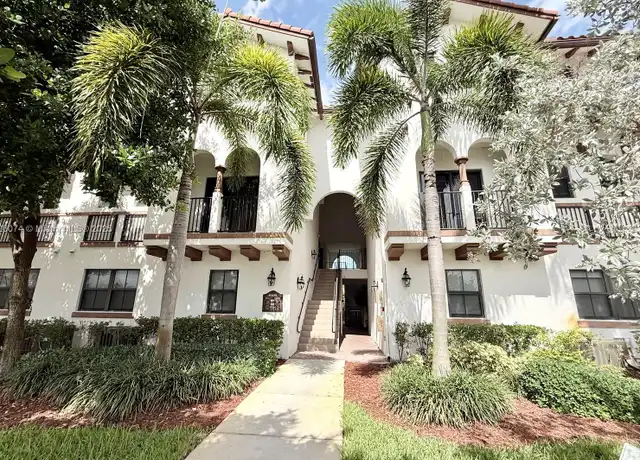 Property at 10600 NW 88th St #106, Doral, FL, 33178, 3 beds, 2 baths, [object Object]