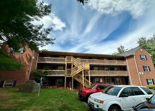 Property at 717 Sterling Rd SW Unit 22, Roanoke, VA, 24014, 1 bed, 1 bath, [object Object]