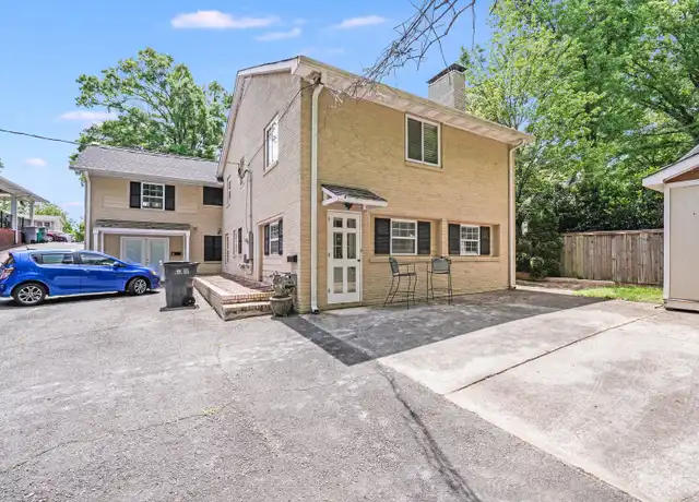 Property at 2417 Laburnum Ave Unit 3, Charlotte, NC, 28205, 1 bed, 1 bath, [object Object]