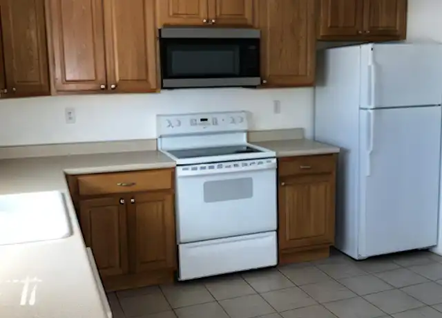Property at 930 Bishop Ct Unit A, Castle Rock, CO, 80104, 3 beds, 2 baths, [object Object]