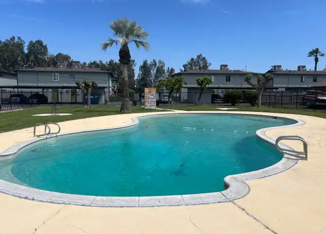 Property at 1548 Canal Farm Ln, Los Banos, CA, 93635, 2 beds, 1 bath, [object Object]