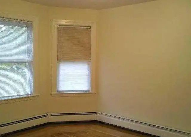 Property at 1293 Commonwealth Ave, Boston, MA, 02134, 3 beds, 1 bath, [object Object]