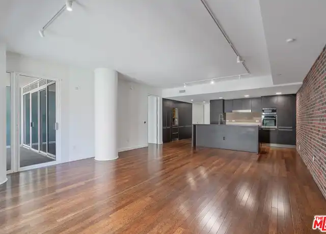Property at 6250 Hollywood Blvd Unit 7D, Los Angeles, CA, 90028, 1 bed, 2 baths, [object Object]