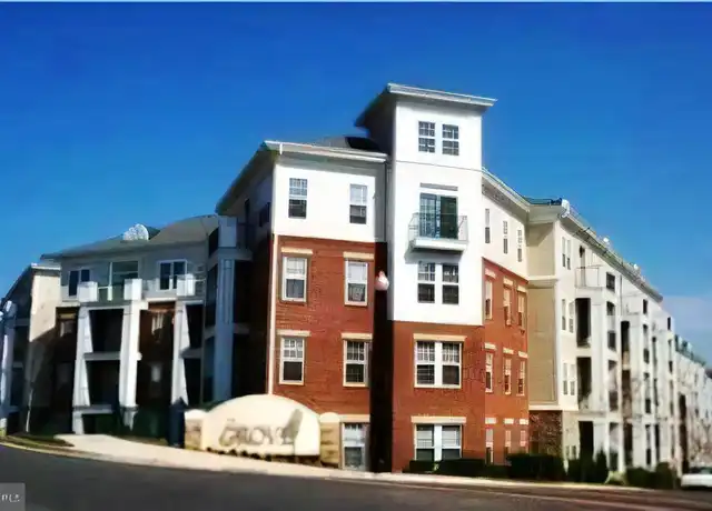 Property at 2465 Army Navy Dr Unit 205, Arlington, VA, 22206, 2 beds, 1 bath, [object Object]