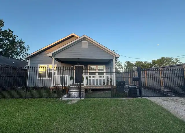 Property at 1812 Stevens St, Houston, TX, 77026, 3 beds, 2 baths, [object Object]