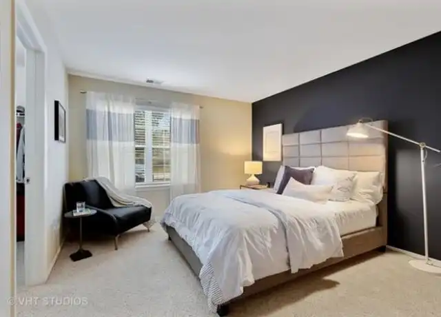 Property at 33 Azalea Dr, Schaumburg, IL, 60173, 2 beds, 2 baths, [object Object]