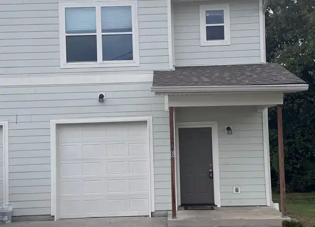 Property at 381 Armstrong St Unit B, Columbia, TN, 38401, 3 beds, 2.5 baths, [object Object]