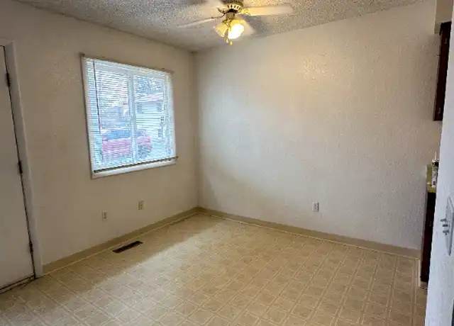 Property at 2021 9th Ave N Unit B, Billings, MT, 59101, 2 beds, 1 bath, [object Object]