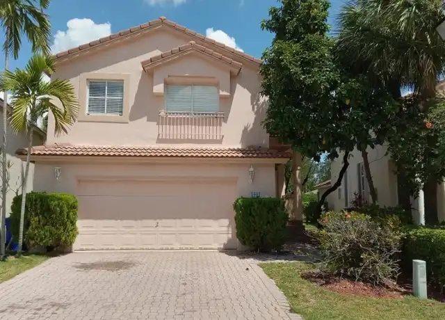 Property at 1602 SW 159th Ave, Pembroke Pines, FL, 33027, 3 beds, 2.5 baths, [object Object]