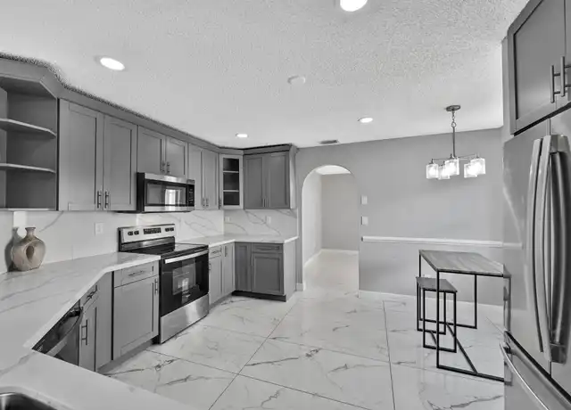 Property at 1602 SW 159th Ave, Pembroke Pines, FL, 33027, 3 beds, 2.5 baths, [object Object]