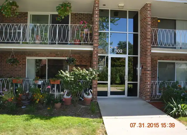 Property at 1102 Mercury Dr Unit 2D, Schaumburg, IL, 60193, 1 bed, 1 bath, [object Object]