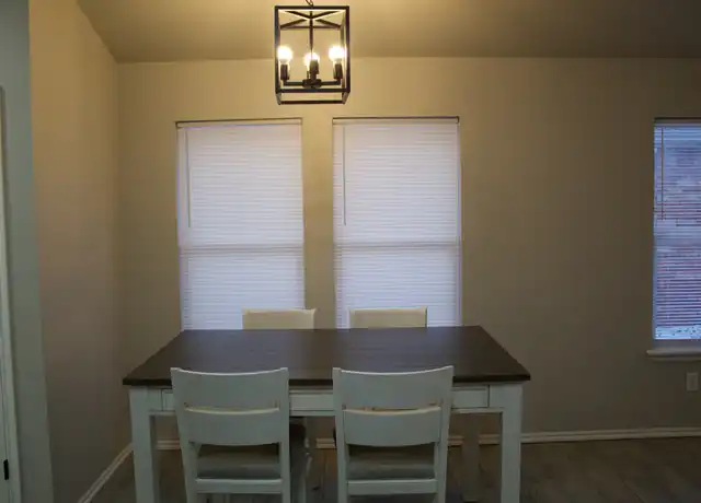 Property at 1322 Commerce Dr, Norman, OK, 73071, 3 beds, 2 baths, [object Object]
