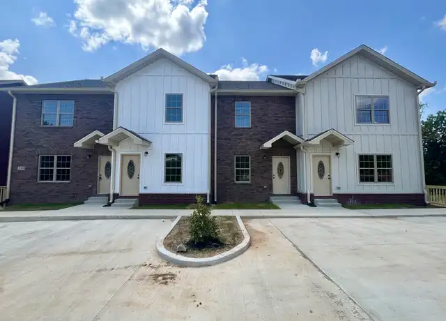 Property at 500 Peachers Mill Rd Unit B4, Clarksville, TN, 37042, 3 beds, 2.5 baths, [object Object]