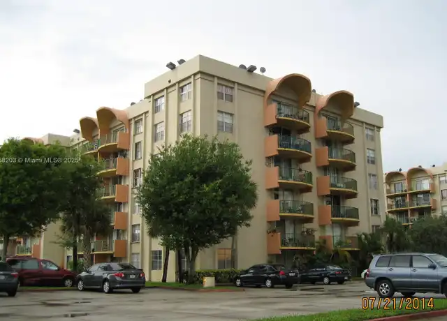 Property at 9310 Fontainebleau Blvd #515, Miami, FL, 33172, 2 beds, 2 baths, [object Object]