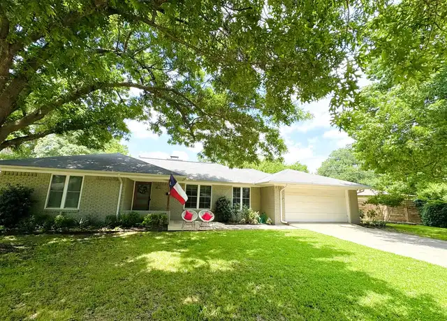 Property at 6721 Belford Dr, Dallas, TX, 75214, 3 beds, 2 baths, [object Object]