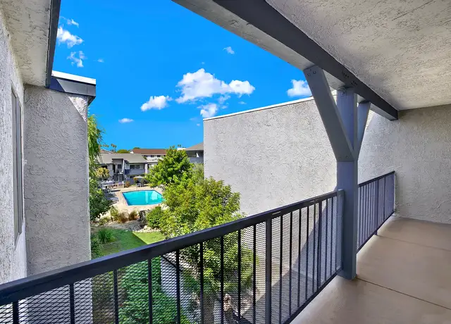 Photo of 19609 Sherman Way, Reseda, CA 91335