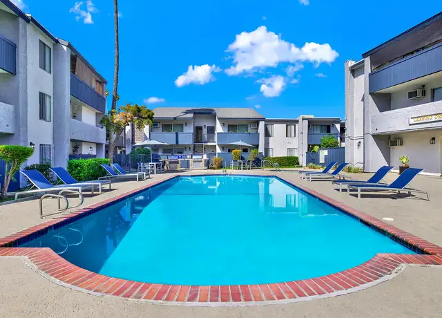 Photo of 19609 Sherman Way, Reseda, CA 91335