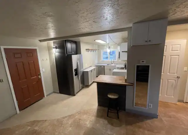 Property at 617 N Flower St Unit 2, Anchorage, AK, 99508, 2 beds, 1 bath, [object Object]
