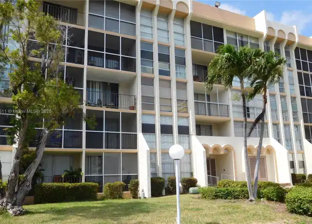 Property at 801 Three Islands Blvd #105, Hallandale Beach, FL, 33009, 1 bed, 1 bath, [object Object]