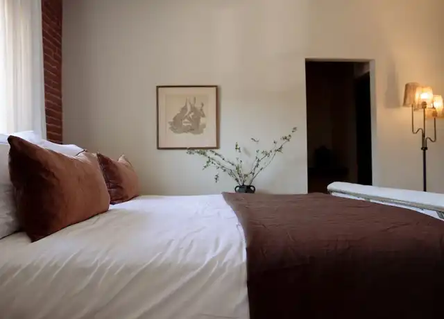 Property at Avondale Hollywood Apartments - 1825 N Cahuenga Blvd, Los Angeles, CA, 90028, 0 beds, 1 bath, [object Object]
