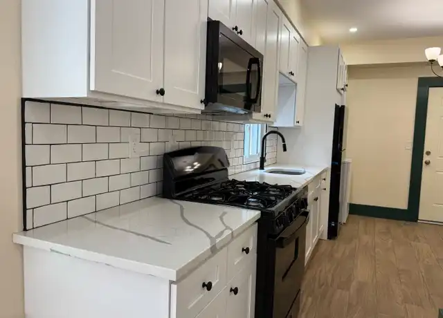 Property at 130 Hubinger St Unit 1, New Haven, CT, 06511, 3 beds, 2 baths, [object Object]