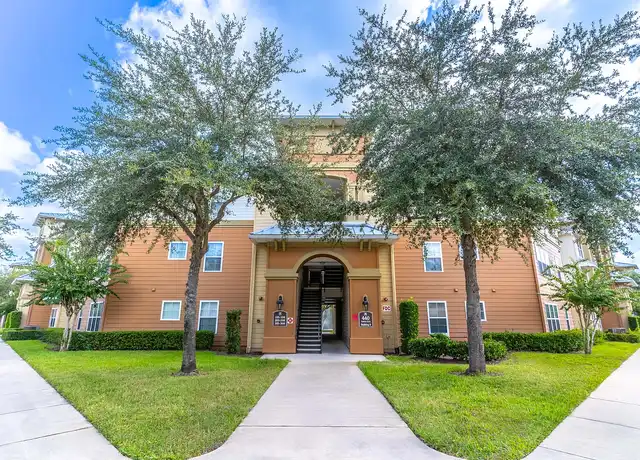 Property at Oviedo Town Centre - 450 Fontana Cir, Oviedo, FL, 32765, 1-4 bed, 1-3 bath, [object Object]