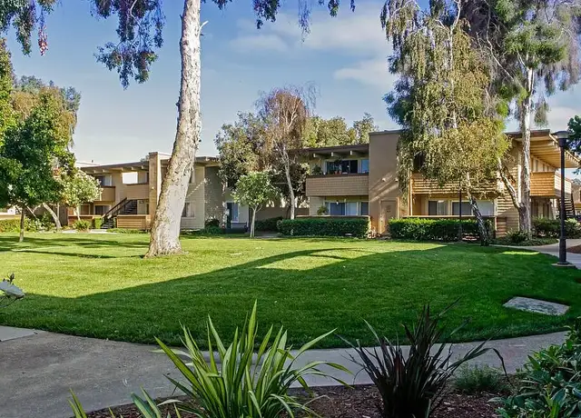 Photo of 700 Marlin Ave, Foster City, CA 94404