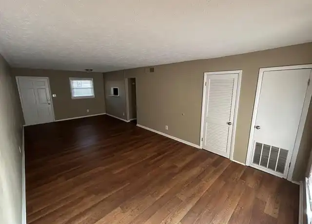 Property at 3207 Tallywood Dr #06, Fayetteville, NC, 28303, 2 beds, 1 bath, [object Object]