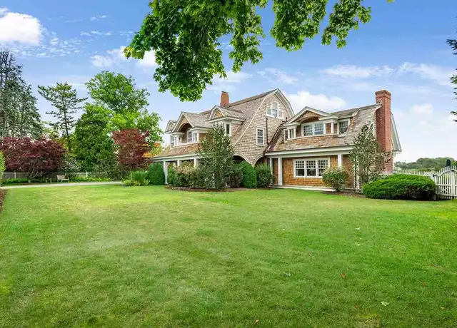 Property at 20 Beach Ln, Westhampton Beach, NY, 11978, 5 beds, 6 baths, [object Object]